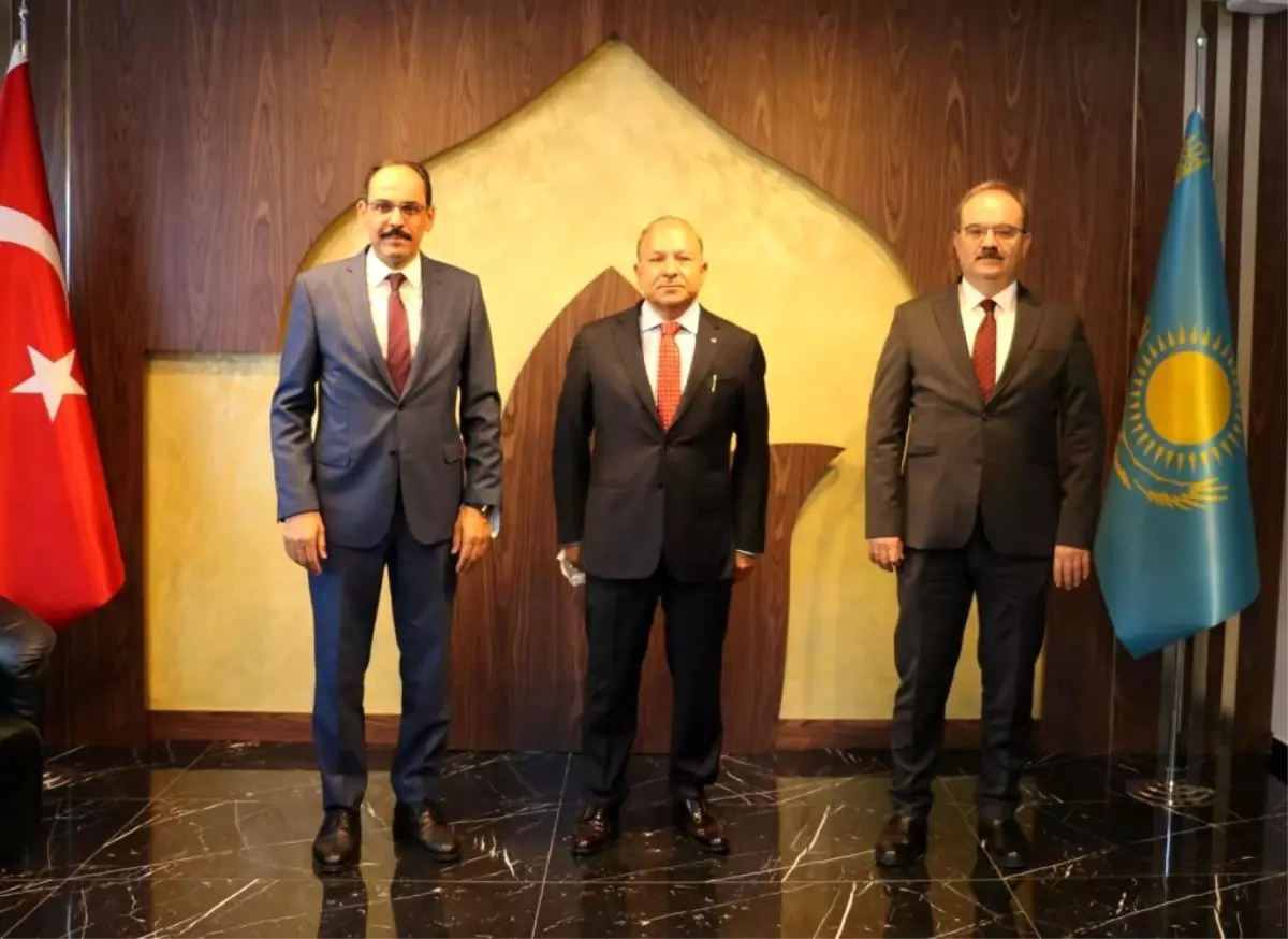 Ahmet Yesevi Üniversitesi Mütevelli Heyet Üyeleri Çalışma Toplantısında Bir Araya Geldi