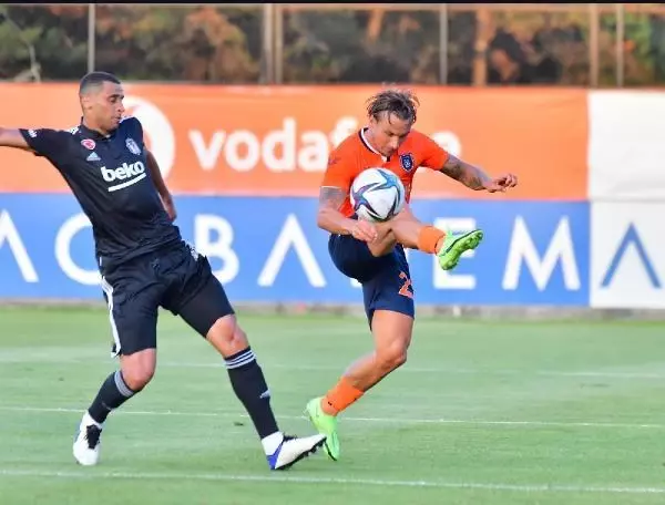 Beşiktaş ilk hazırlık maçında Başakşehir'i mağlup etti