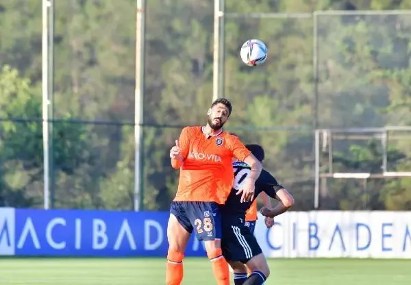 Beşiktaş ilk hazırlık maçında Başakşehir'i mağlup etti