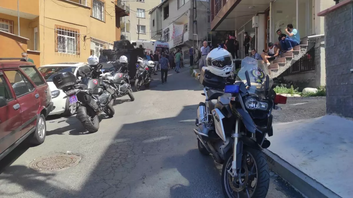 Beyoğlu'nda silahlı kavga