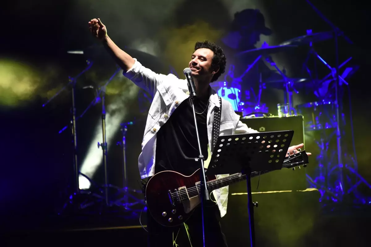 Buray Çeşme'de fırtınalar estirdi