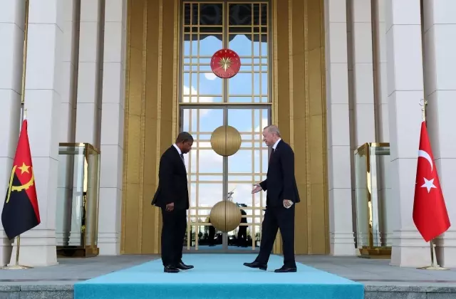 Cumhurbaşkanı Erdoğan, Angola Cumhurbaşkanı Laurenço'yu resmi törenle karşıladı