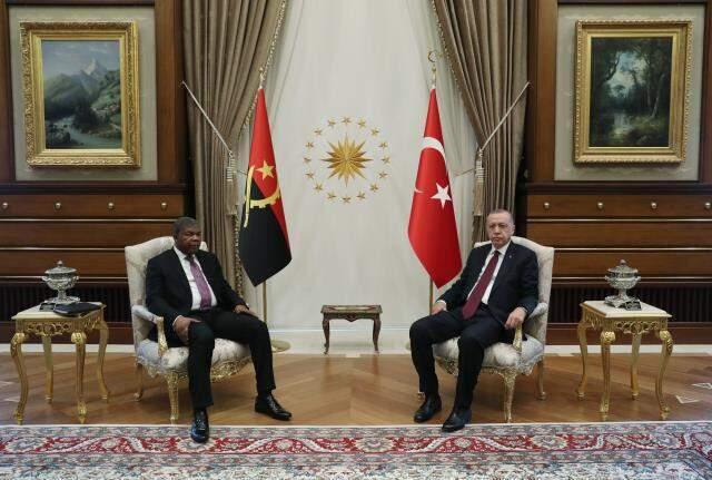 Cumhurbaşkanı Erdoğan: Angola ile ticaret hacmi hedefimiz ilk etapta 500 milyon dolara ulaşmak Cumhurbaşkanı Erdoğan: Angola ile ticaret hacmi hedefimiz ilk etapta 500 milyon dolara ulaşmak