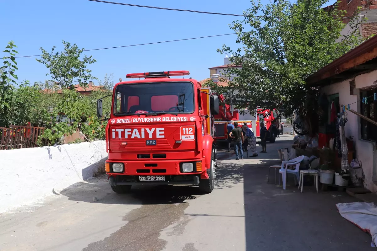 İki katlı ev yandı