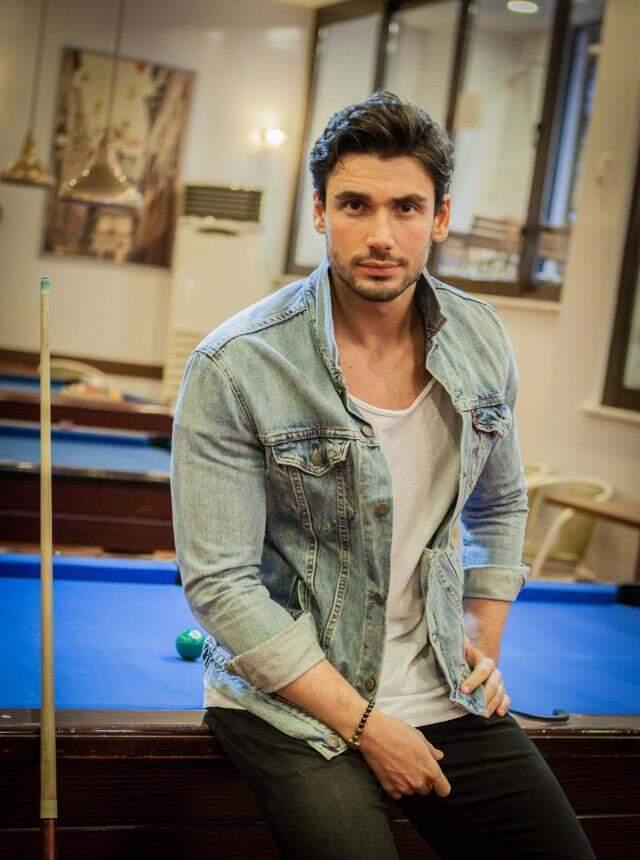 Evlilik arifesinde aldatma krizi! Sevda Erginci, başka kadınla konuşmaları yayılan Yılmaz Kunt'u takibi bıraktı Evlilik arifesinde aldatma krizi! Sevda Erginci, başka kadınla konuşmaları yayılan Yılmaz Kunt'u takibi bıraktı