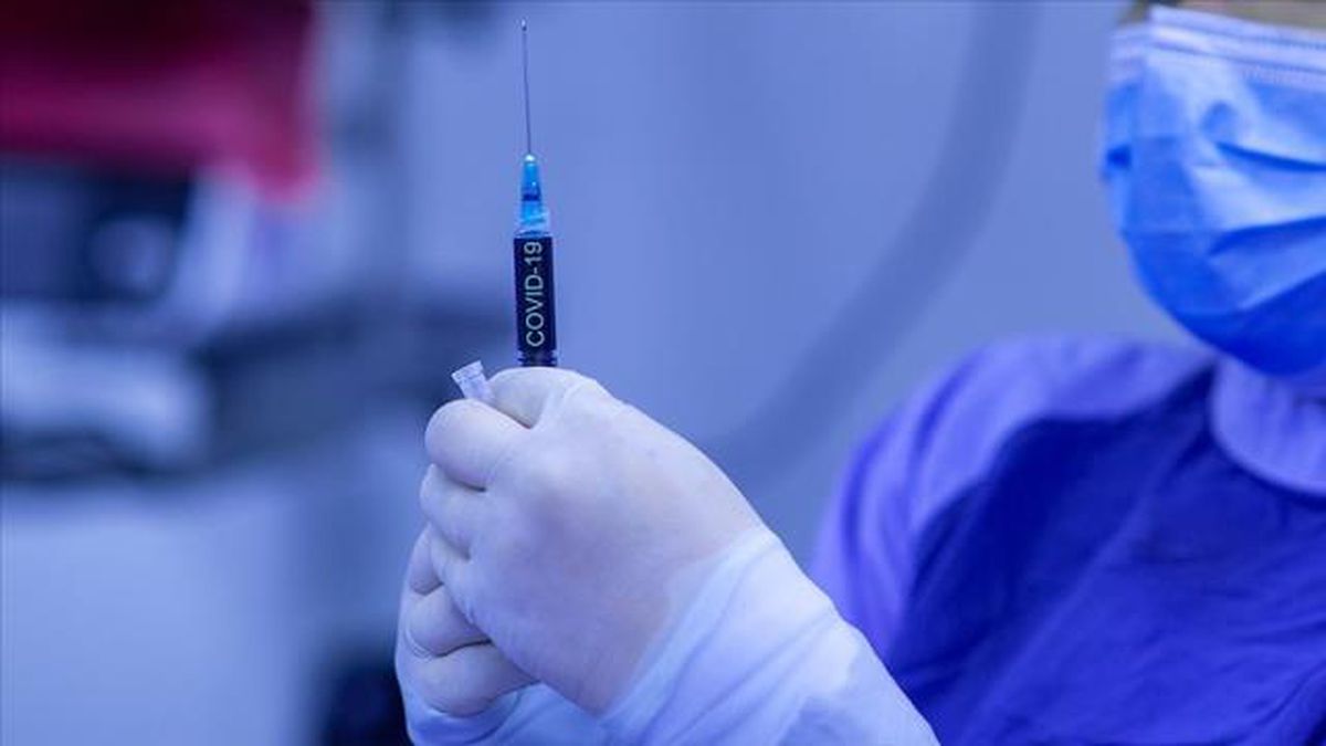 Gripken covid aşısı olunur mu? Nezleyken covid aşısı olunur mu? Hastayken aşı yaptırabilir miyim? Gripken korona aşısı olunur mu?