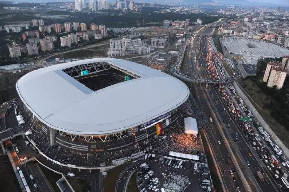 GS - PSV maçı neden Türk Telekom'da (TT Arena) değil? Maç neden Başakşehir Fatih Terim Stadyumu'nda oynanıyor?