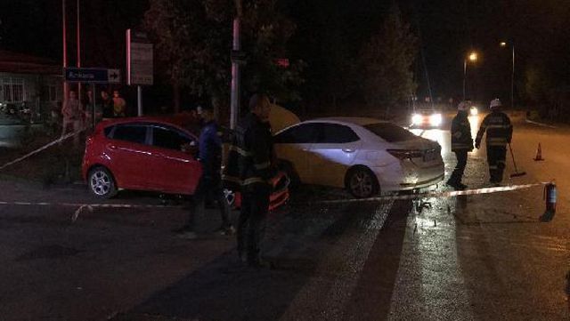 kavsakta iki otomobil carpisti 2 si cocuk 6 y 8 14289809 o