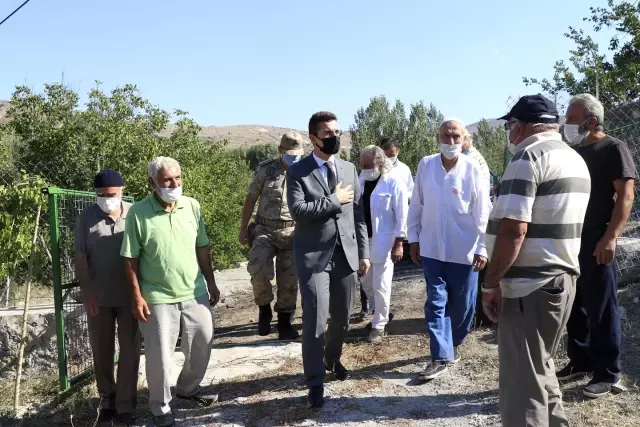 Kaymakam Kaptanoğlu köylülerle bir araya geldi