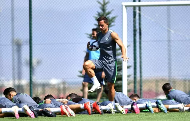 Konyaspor'un Erzurum kampı devam ediyor