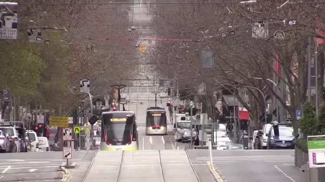 MELBOURNE - Avustralya'nın Melbourne kentindeki Kovid-19 yasakları hafifletildi