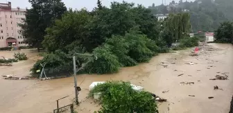 Meteoroloji'den felaketi yaşayan Doğu Karadeniz için sel ve su baskını uyarısı! İşte riskli 5 il