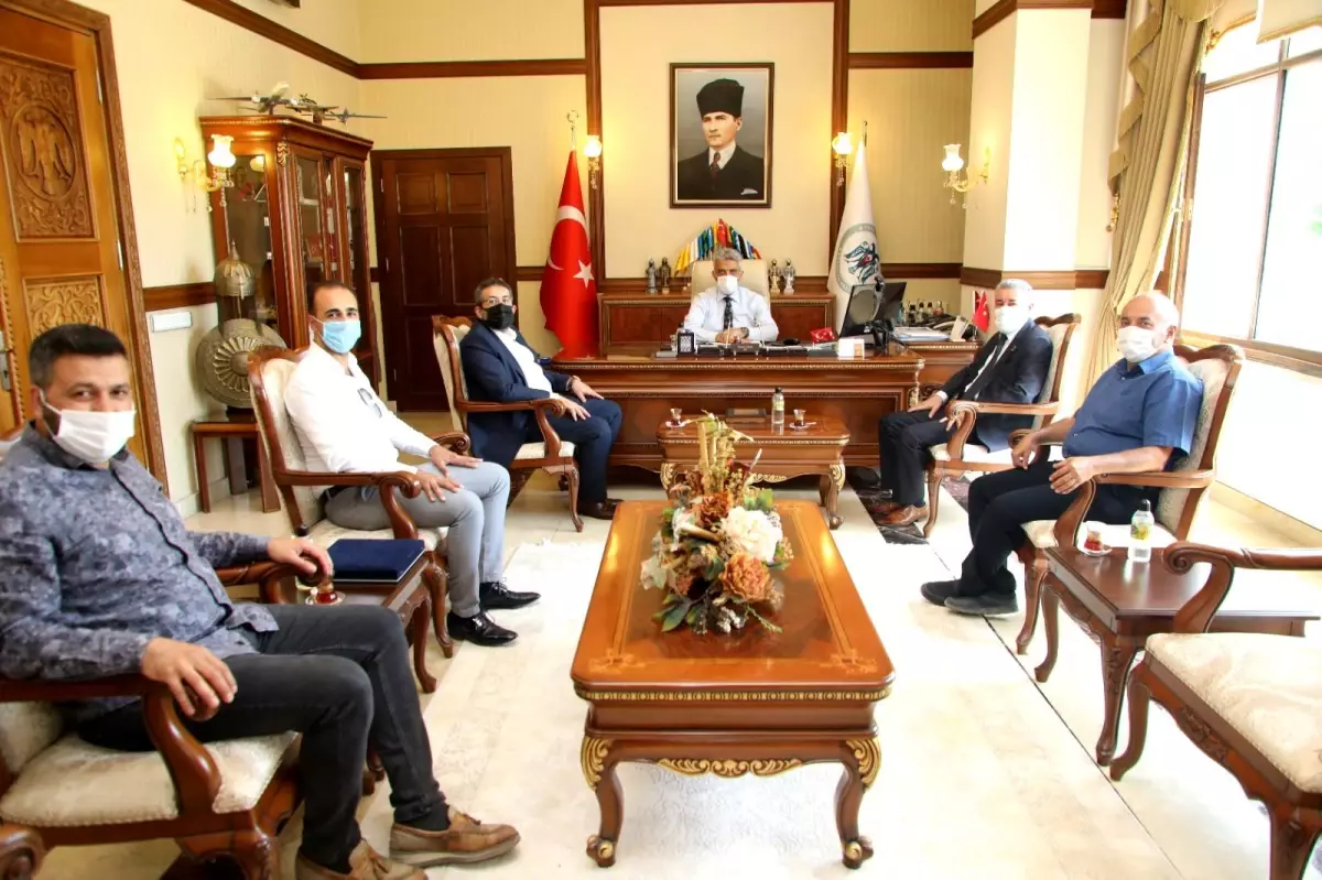 MÜSİAD Yönetiminden Sayın Valimize Ziyaret