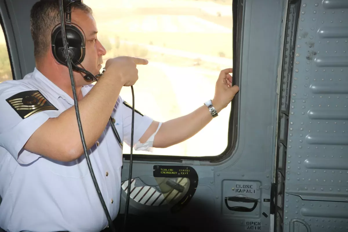 Nevşehir'de jandarmanın helikopter destekli trafik denetlemesinde 247 sürücüye ceza uygulandı