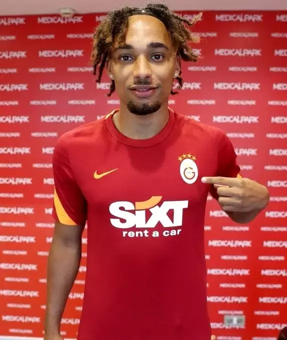 Sacha Boey, sağlık kontrolünden geçti