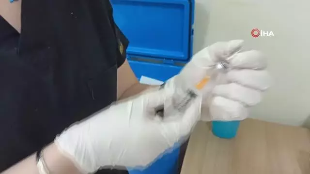 Serap hemşireden çağrı: Lütfen aşı olun
