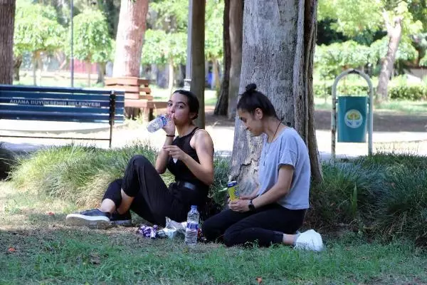 Cehennemin fragmanı gibi! Adana'da termometreler 47 dereceyi gösterdi