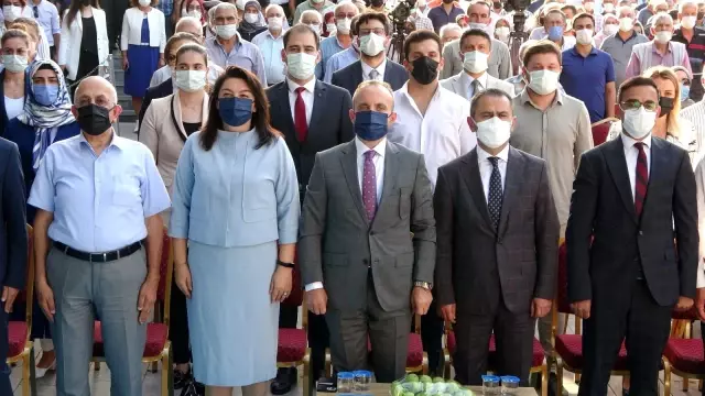 AK Parti'li Turan, Bayramiç Beyazı hasat etkinliğine katıldı