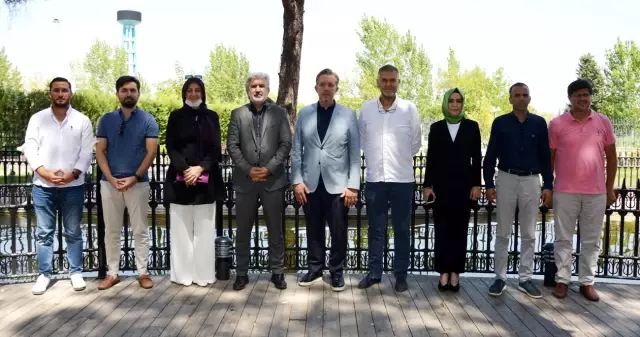 AK Parti Manisa İl Başkanı Salih Hızlı, anketleri değerlendirdi Açıklaması