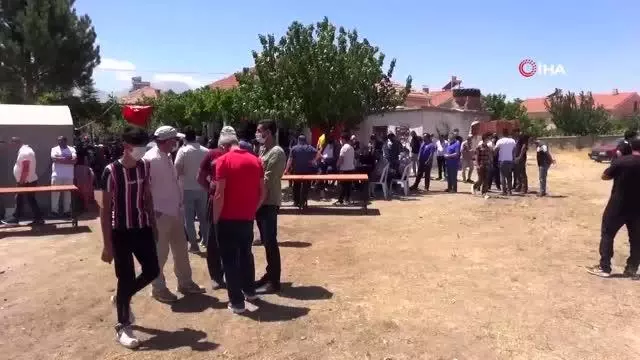 Aksaraylı şehit son yolculuğuna uğurlandı