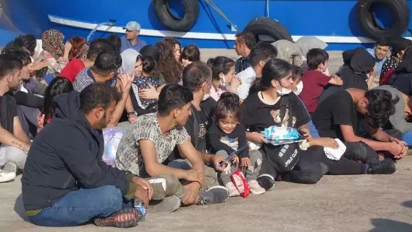 Ayvacık açıklarında teknede 231 kaçak göçmen yakalandı