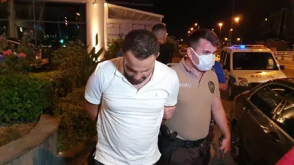 Barda çıkan silahlı kavga sokağa döküldü: 3 yaralı