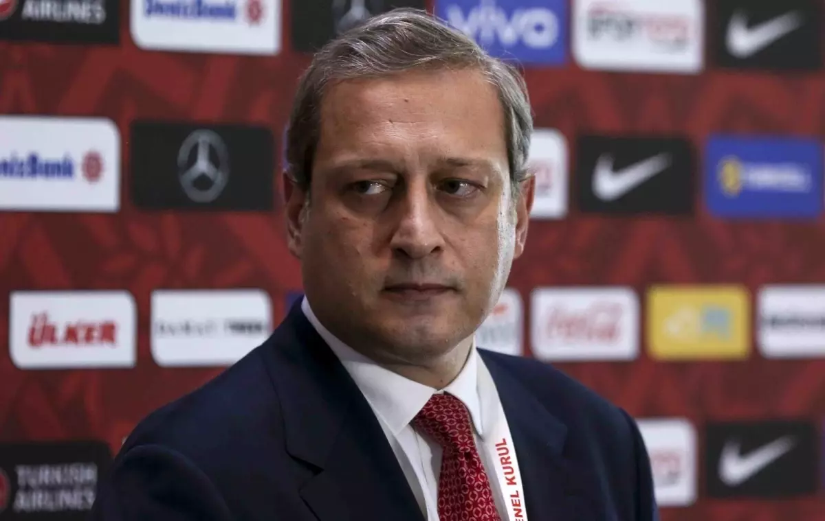 Burak Elmas, 'Türk oyuncularımız yetişsin ama bu yabancı sınırıyla olmaz'