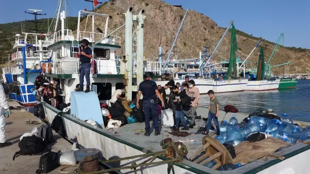 Çanakkale açıklarında düzenlenen operasyonda 231 yabancı uyruklu yakalandı