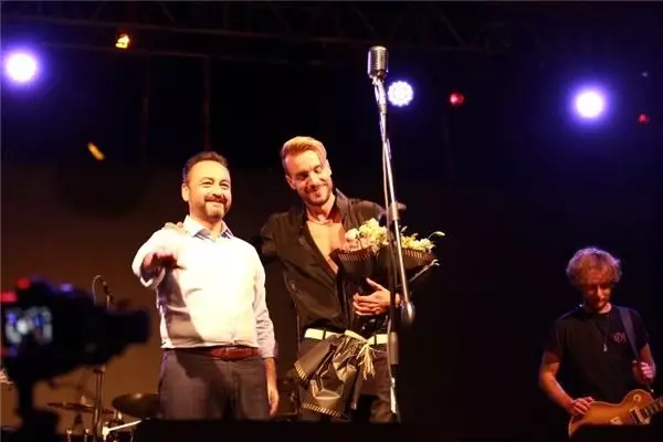 Cem Adrian Elbistan'ı salladı, on binler festival alanına akın etti