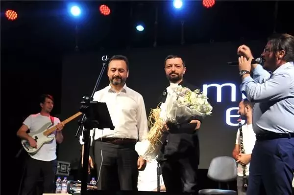 Cem Adrian Elbistan'ı salladı, on binler festival alanına akın etti