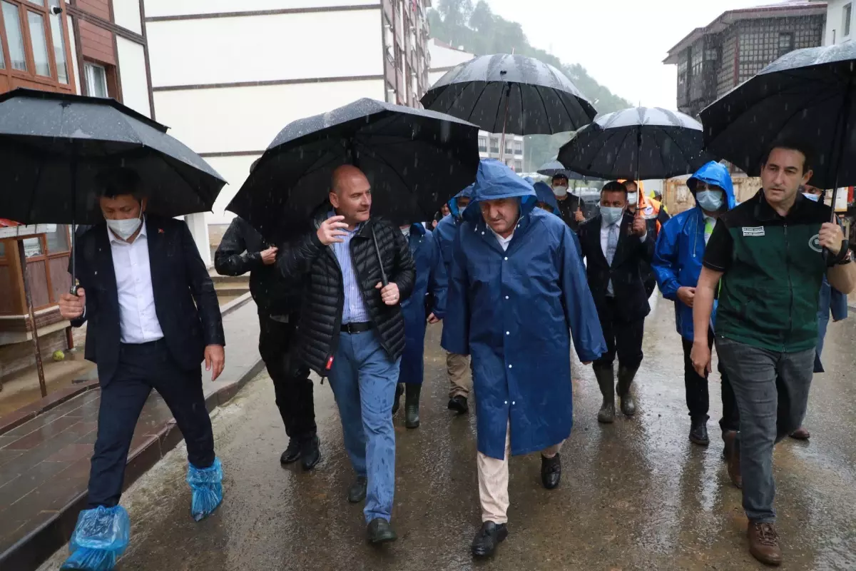 İçişleri Bakanı Süleyman Soylu, Arhavi'de ilçe halkına hitap etti: (1)