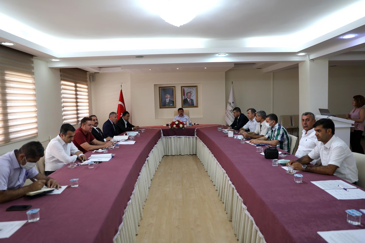 İl İstihdam ve Mesleki Eğitim Kurulu Toplantısı Vali Sarıibrahim Başkanlığında Gerçekleştirildi