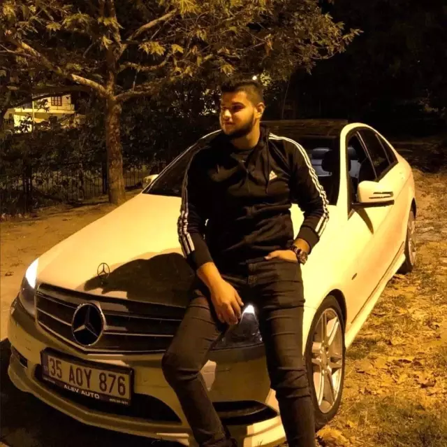 İzmir'de arefe günü kaza yapan genç verdiği yaşam mücadelesini kaybetti