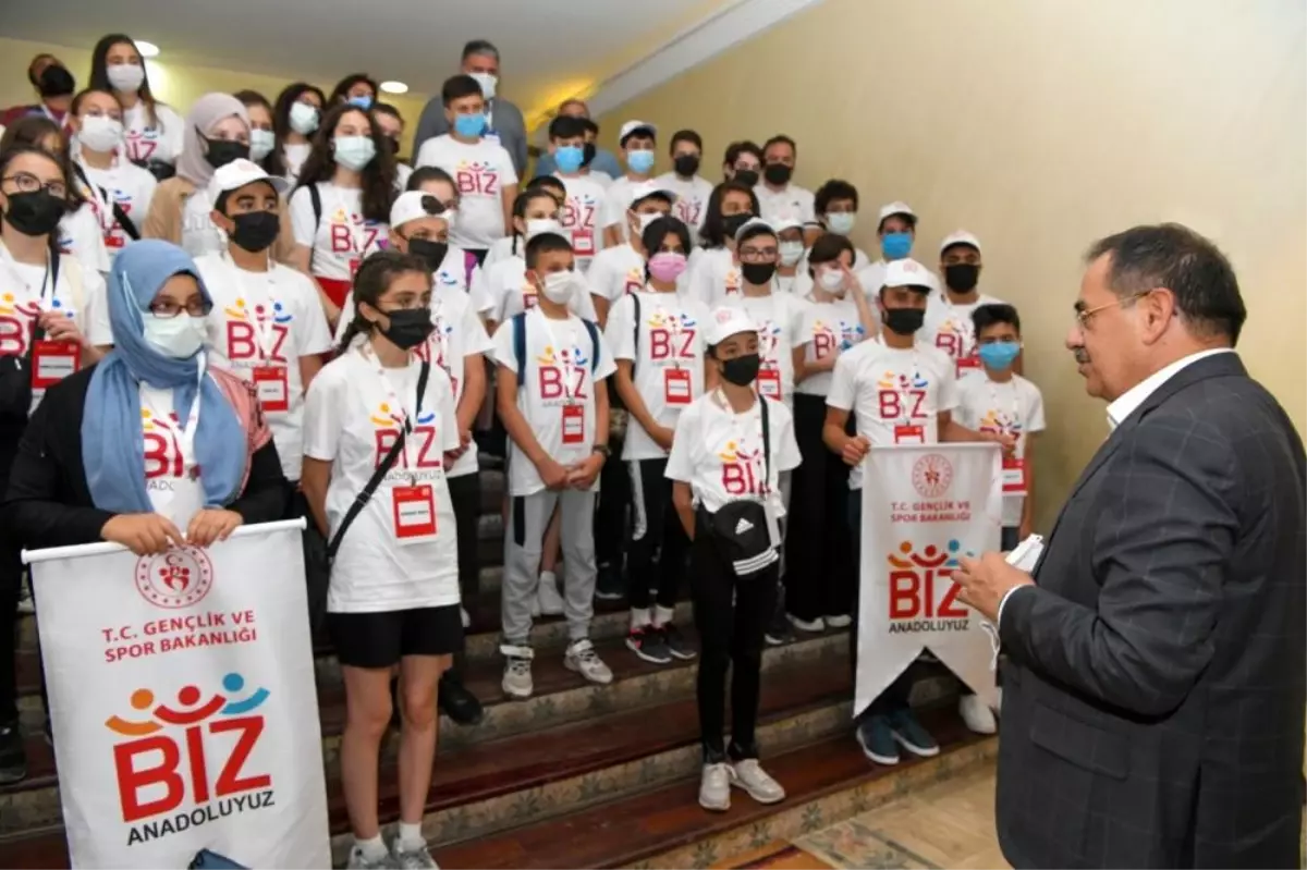 Kastamonulu gençler Başkan Demir'i ziyaret etti