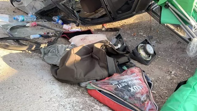 Kontrolden çıkan otomobil takla attı: 1'i ağır, 2 yaralı