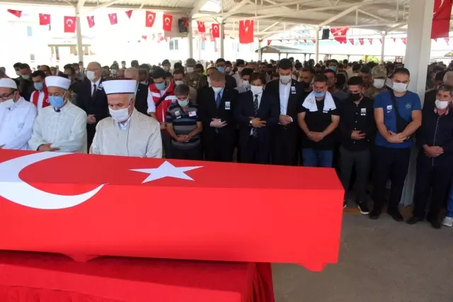 Kuzey Irak şehidi son yolculuğuna uğurlandı