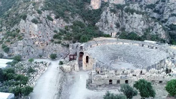 Prof. Dr. Çevik: Myra, Anadolu'nun 'Pompei'si