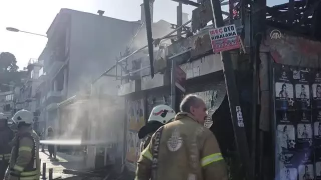 Son dakika haberi... Sarıyer'de metruk barakada çıkan yangın söndürüldü