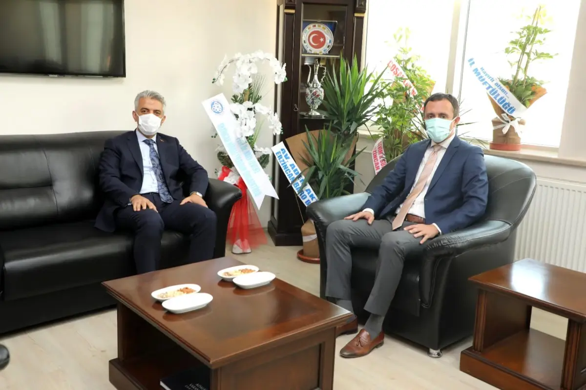 Sayın Valimiz Mehmet Makas, Erzincan Cumhuriyet Başsavcısı Dr. Ali Öztürk'e Hayırlı Olsun Ziyaretinde Bulundu