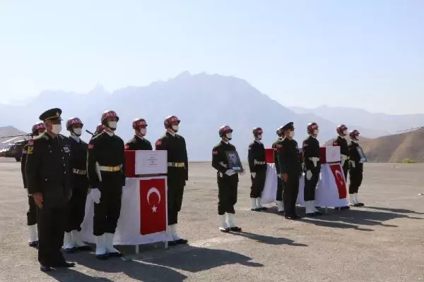 Son dakika haberleri! ŞEHİT TEĞMEN VE UZMAN ÇAVUŞ, MEMLEKETLERİNE UĞURLANDI