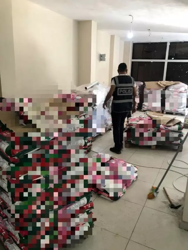 Taklitçilere polis baskını