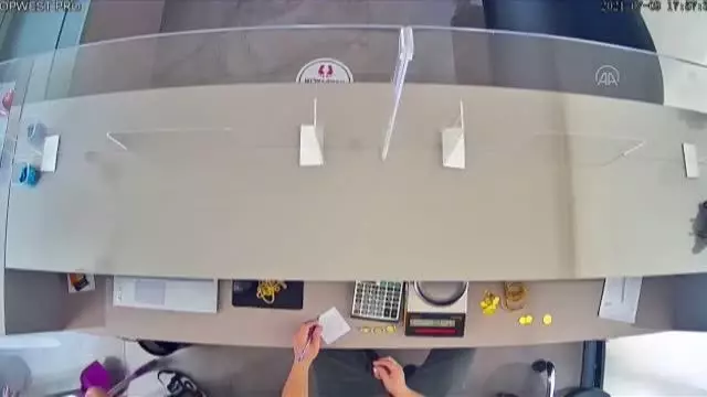 Telefon dolandırıcılığından gözaltına alınan zanlılardan ikisi tutuklandı