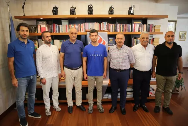 YKS'de AYT sözel birincisi olan öğrenci Hasan Mert, başarıya nasıl ulaştığını anlattı