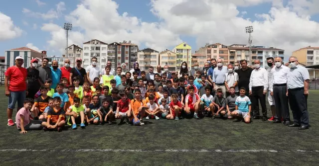 AK Parti Genel Başkan Yardımcısı Karaaslan, Samsun'da iş insanlarıyla bir araya geldi Açıklaması