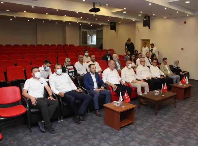 AK Parti Genel Başkan Yardımcısı Yavuz'dan Sakarya Barosu'na ziyaret