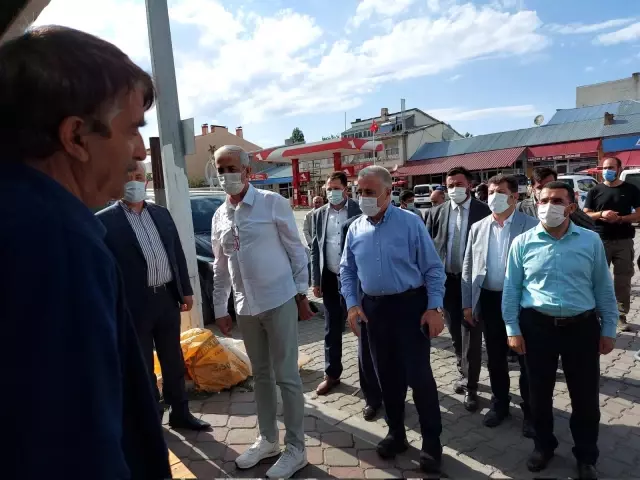 AK Parti milletvekilleri Arpaçay'da