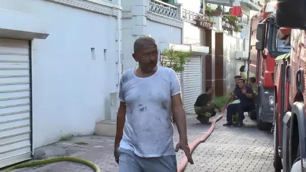 Son dakika: AVCILAR'DA ARAP TURİSTLERİN KALDIĞI VİLLADA YANGIN: 2 YARALI