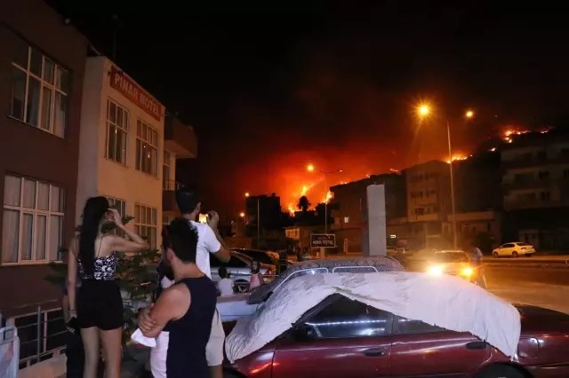 Son dakika haberi... Aydıncık'taki yangın yerleşim yerlerini tehdit etmeye başladı