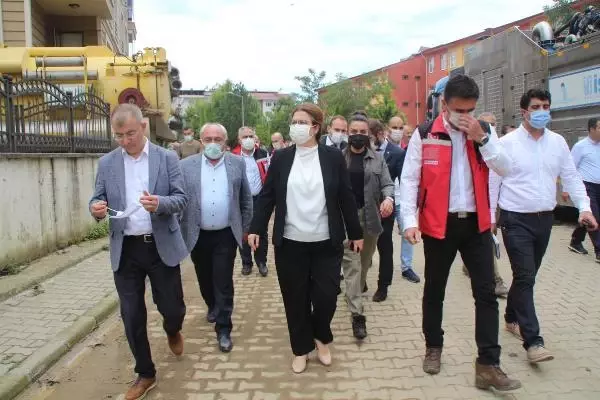 BAKAN YANIK: BAKANLIĞIMIZ DEVLETİN ŞEFKAT YÜZÜNÜ DE TEŞKİL EDİYOR