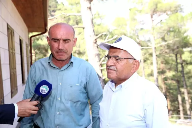 Son dakika haberleri! Kayseri Büyükşehir Belediye Başkanı Büyükkılıç, Aladağlar Milli Parkı'ndaki yangın bölgesinde incelemelerde bulundu